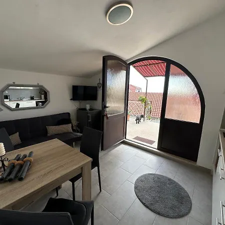 Villa Lorenta Apartments Primosten Exterior photo