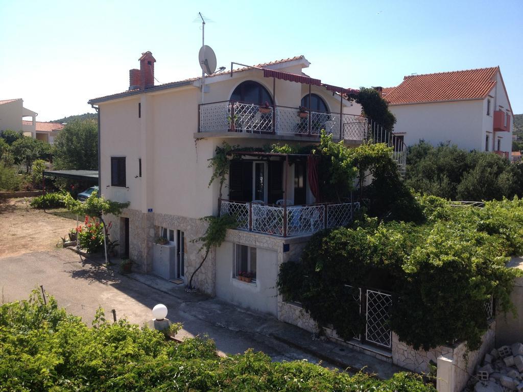 Apartment Villa Lorenta Apartments *