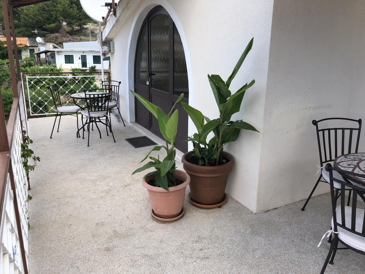 Villa Lorenta Apartments *