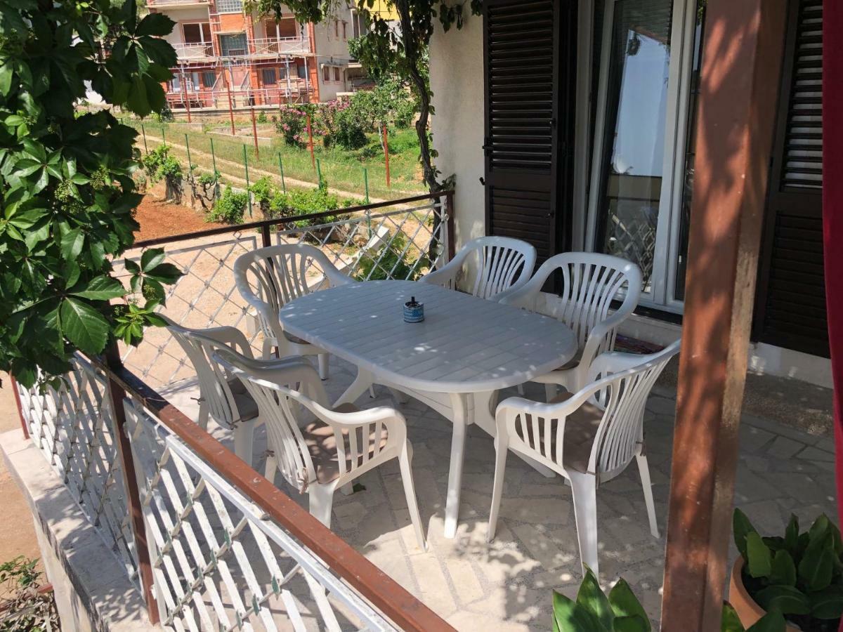 Villa Lorenta Apartments Apartment